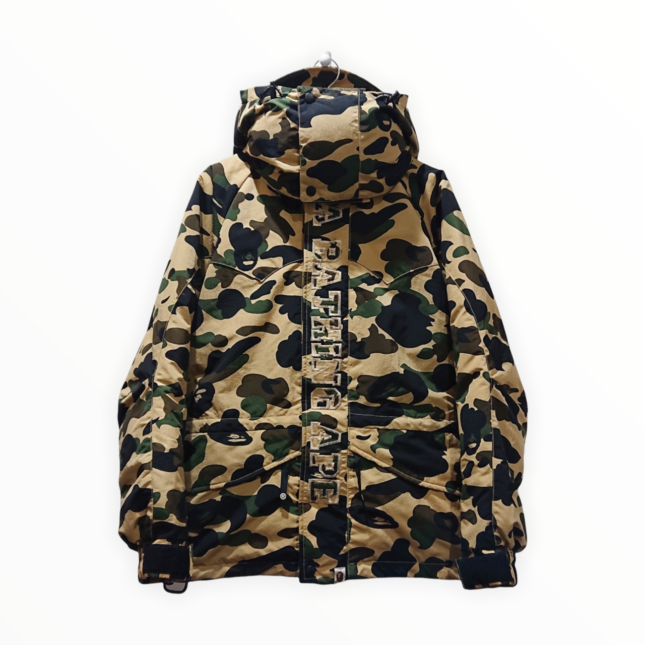 A BATHING APE 1ST CAMO SNOW BOARD JACKET