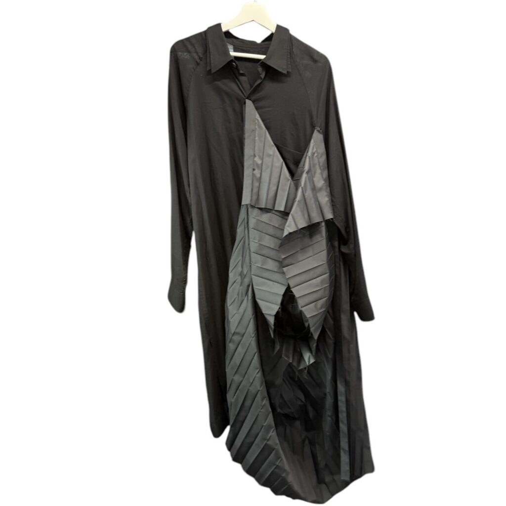 Yohji yamamoto POUR HOMME ヨウジヤマモトプールオム 24SS プリーツ布付きロングシャツ HS-B55-216 14251
