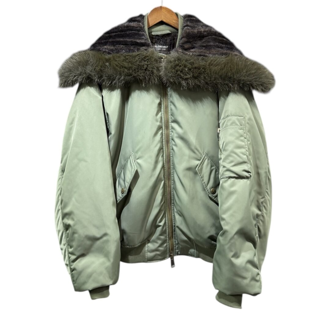 BALENCIAGA バレンシアガ 24AW bomber フェイクファーフーデッドボンバージャケット 814374TRO532840