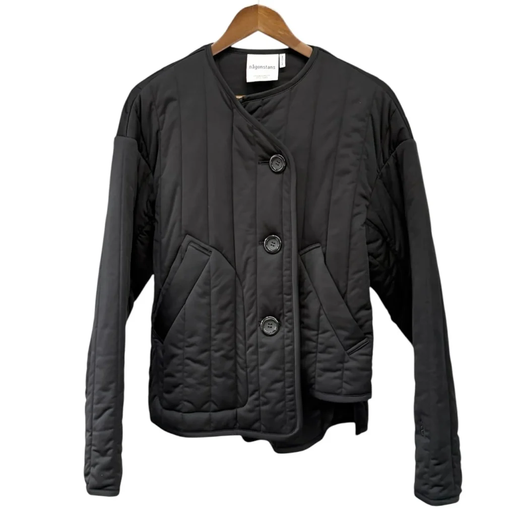 nagonstans ナゴンスタンス 23AW box padding jacket ノーカラー中綿デザインジャケット 470GA830-1640 M ブラック