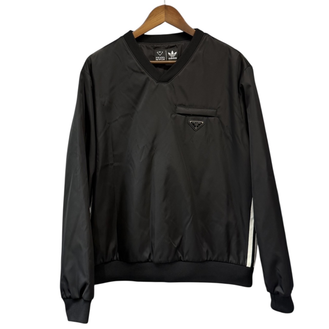 PRADA×adidas プラダ アディダス 22SS Re-Nylon Sweatshirt Vネック