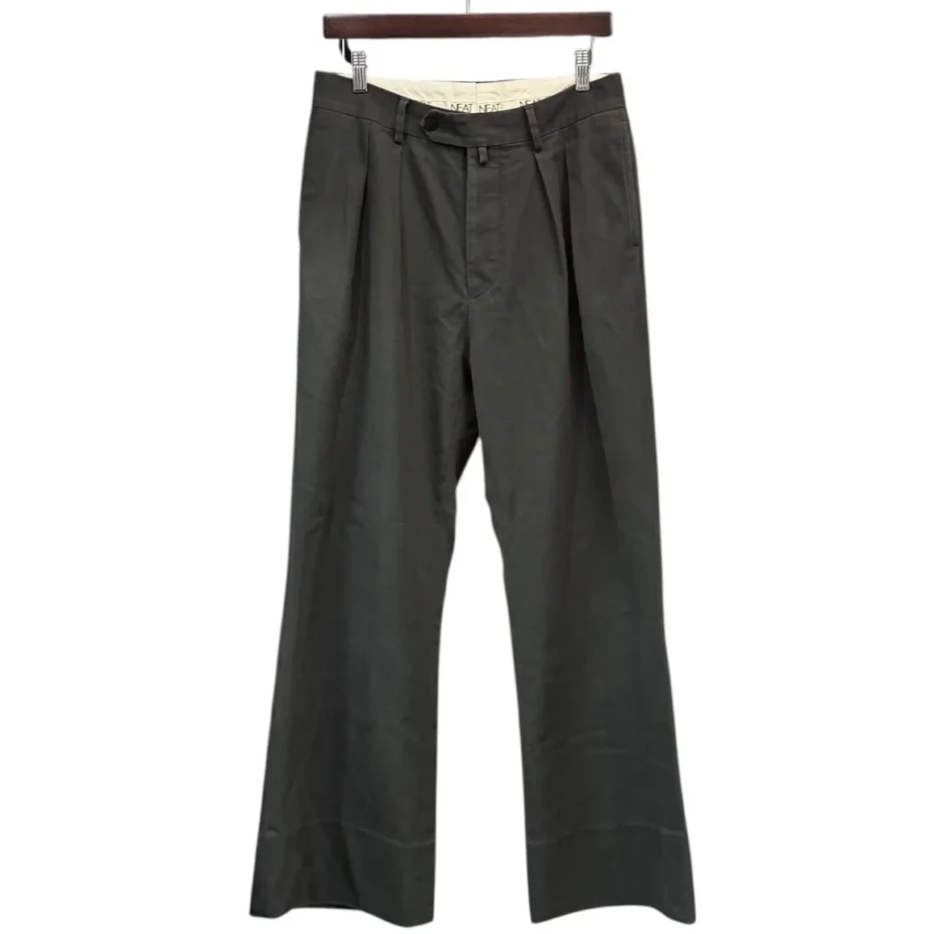 NEAT ニート コットンフレアパンツ 46 チャコールグレー